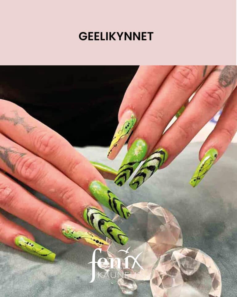 Erikoispitkat kirkkaan vihreat coffin-malliset geelikynnet, mustilla abstrakteilla maalauksilla.