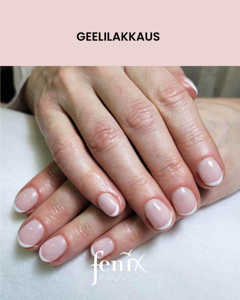Freanch manicure geelilakkaus lyhyissa sormien kynsissa.