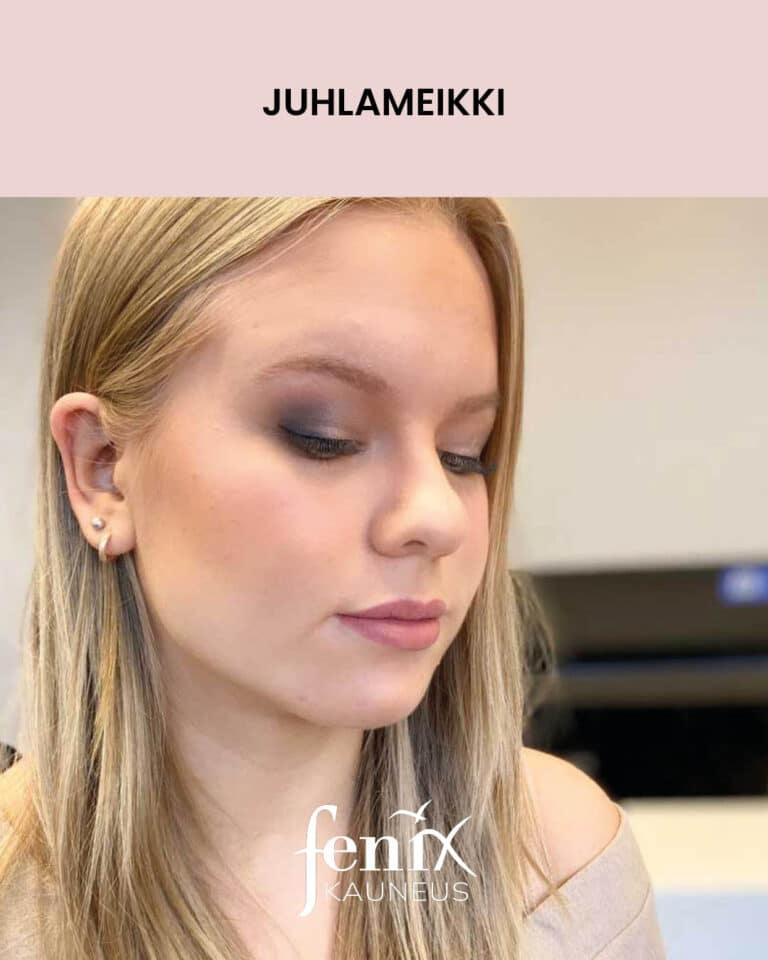 Nuoren naisen vanhojen tanssi meikki, katse luotuna alaviistoon.