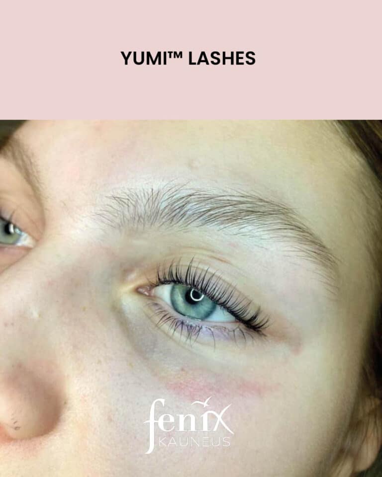 Pitkat ja tuuheat ripset YumiLashes lashliftin jalkeen.